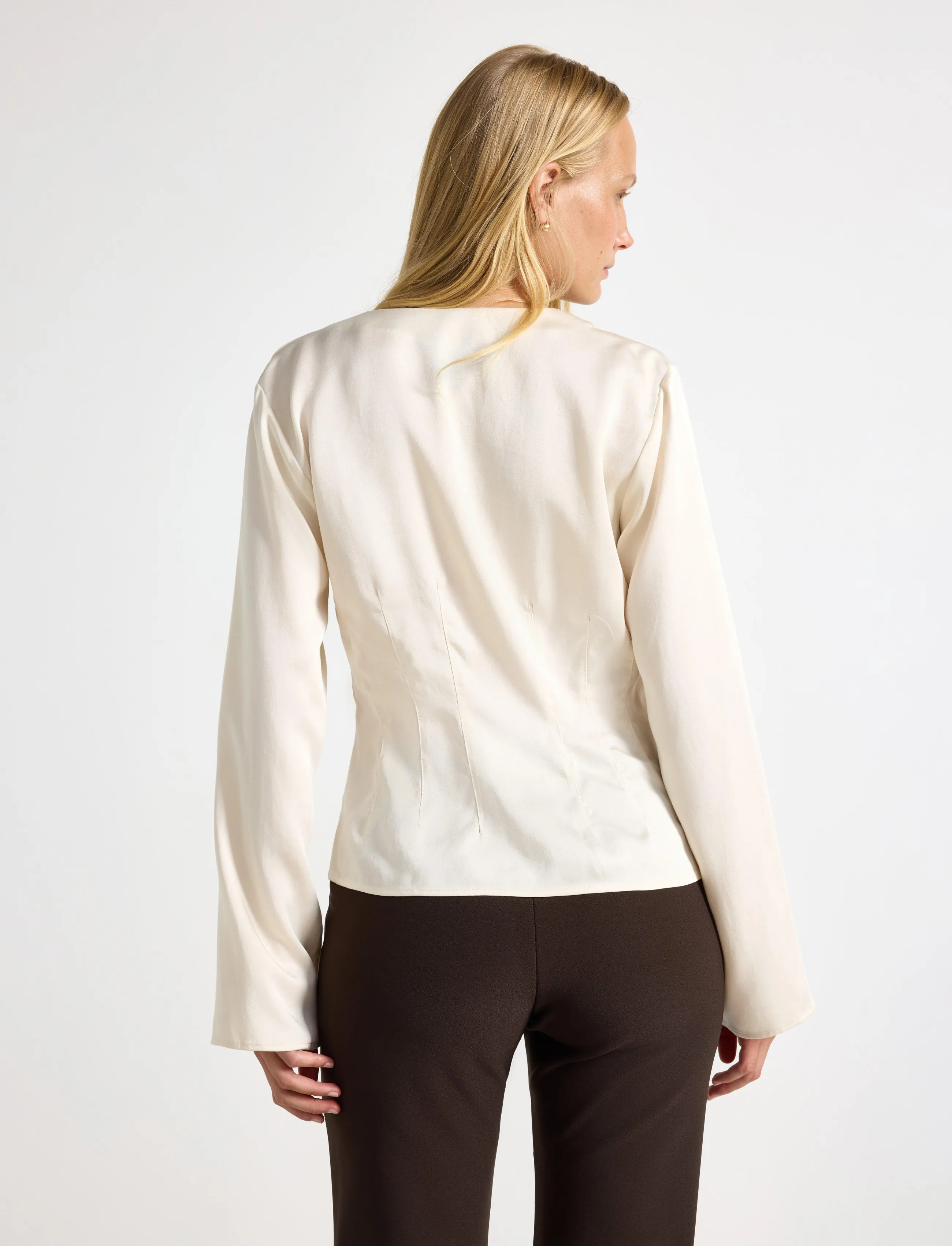 Lindex - Figure fit blouse - long sleeved blouses - light beige - 3