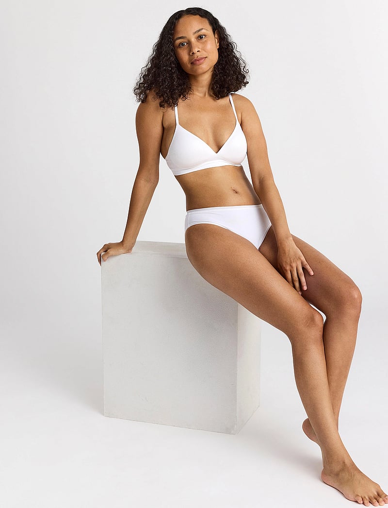 Lindex - Bra soft seamless Petite - bygellösa bh:ar - white - 3