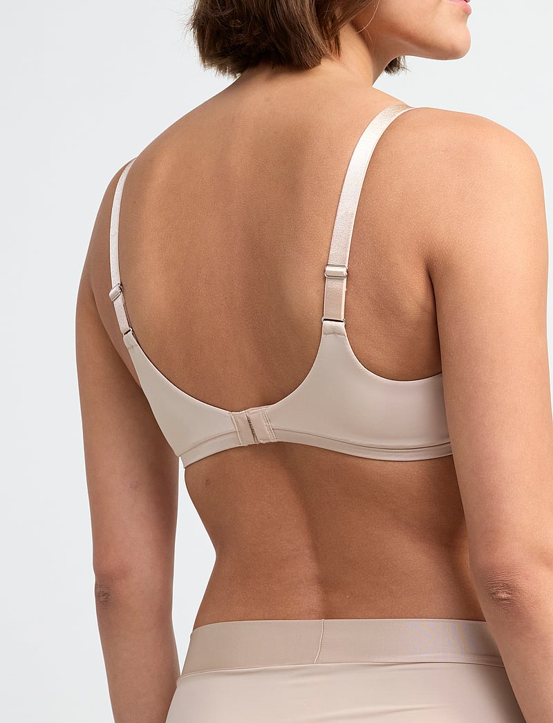 Lindex - Dahlia T-skjorte-BH - full-cup rinnahoidjad - beige - 5