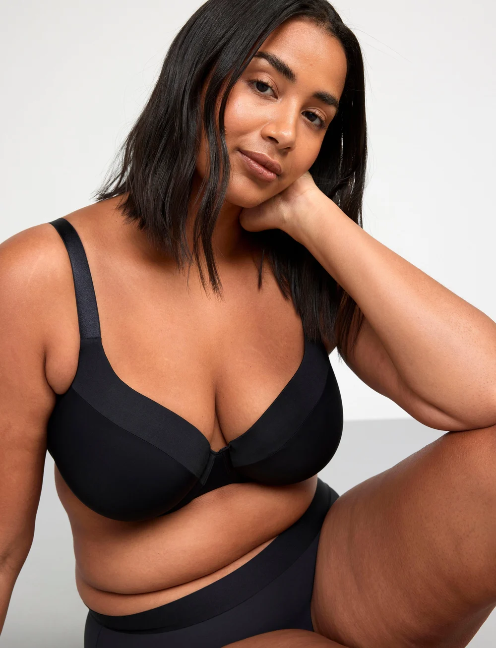 Lindex - Bra Dahlia Matt Shiny plus - helkupa bh:ar - black - 0