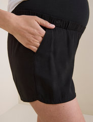 Lindex - Shorts MOM Kristin black - casual shorts - black - 6