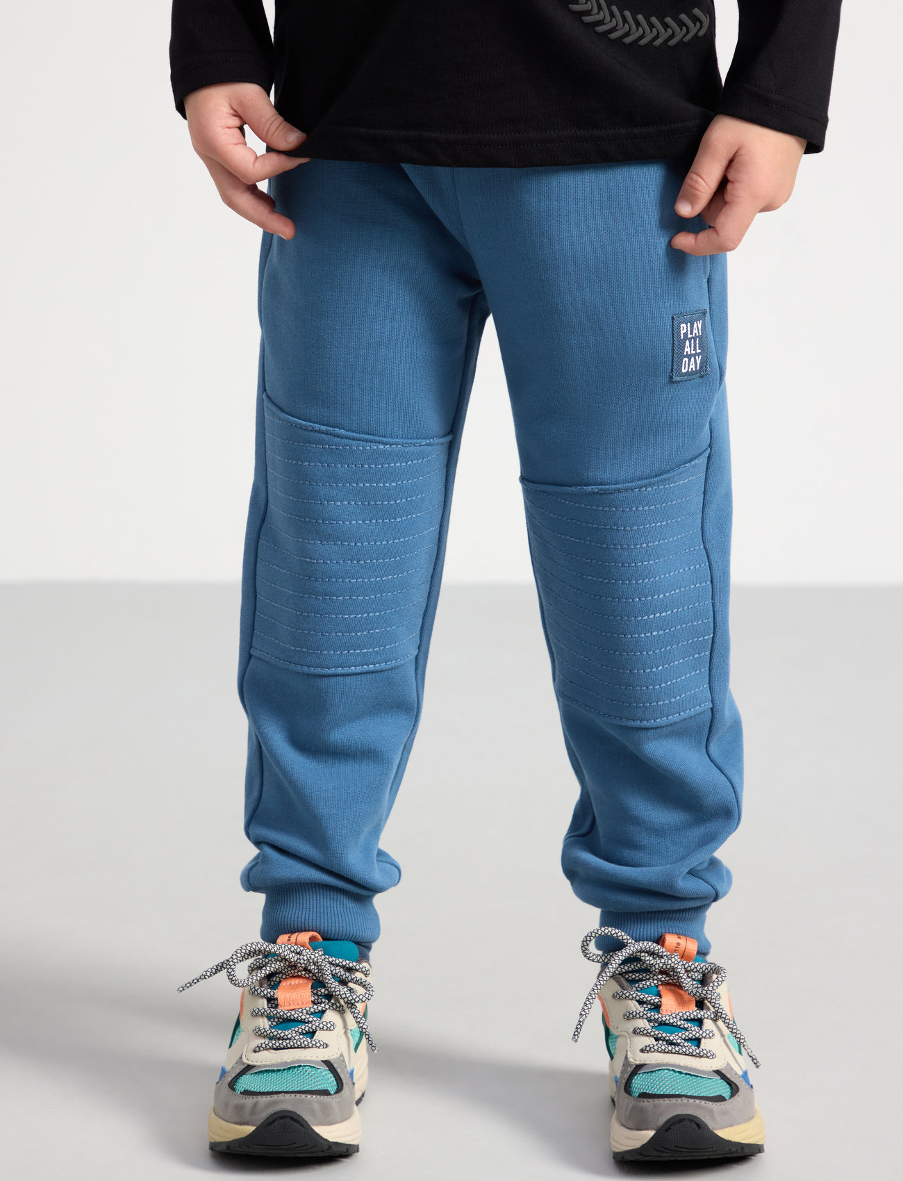 Lindex - Trousers essential Knee - joggings - dusty blue - 0
