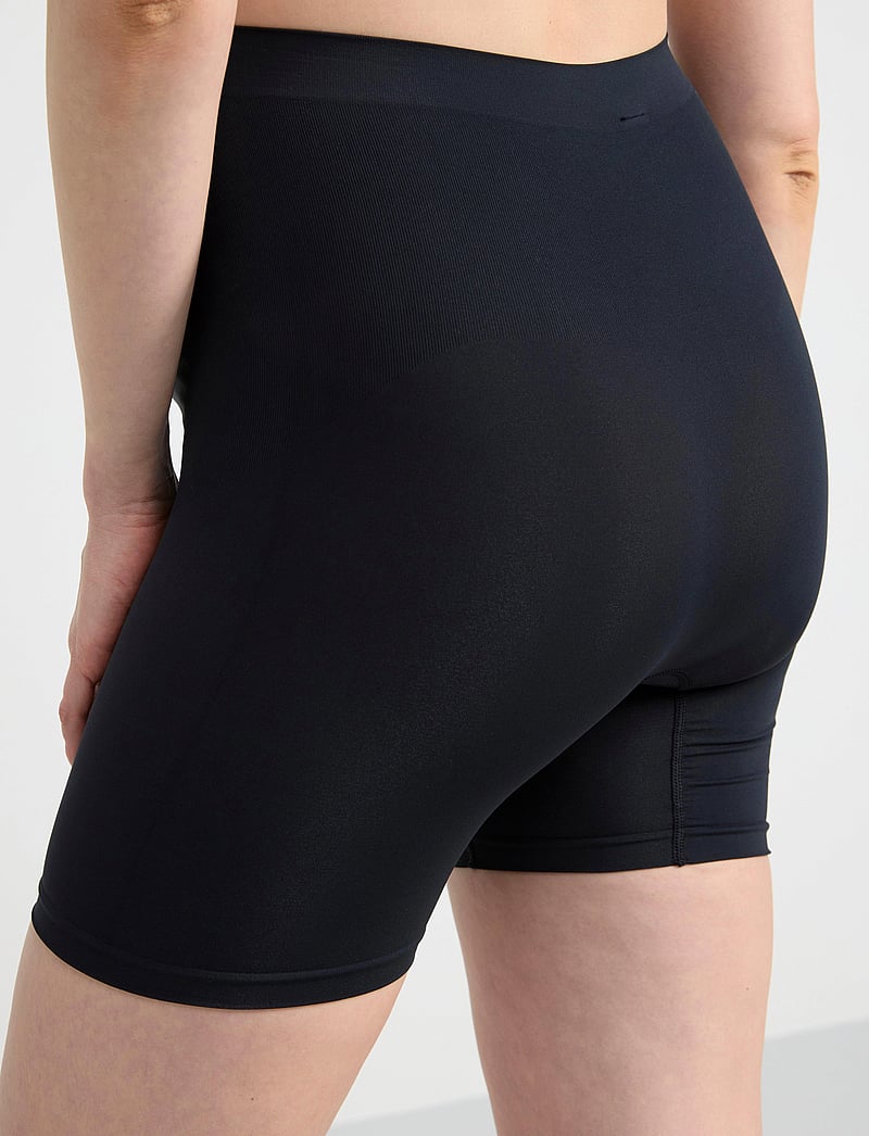 Lindex - Brief Seamless Biker high MOM - formende underdele - black - 5