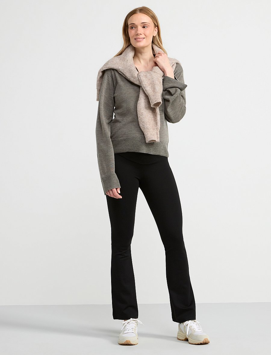 Lindex - Trouser MOM Beatrix - schlaghosen - black - 3