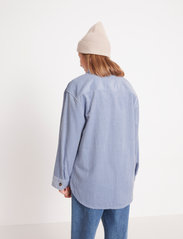 Lindex - Shirt Courtney cord - overshirts - light dusty blue - 3