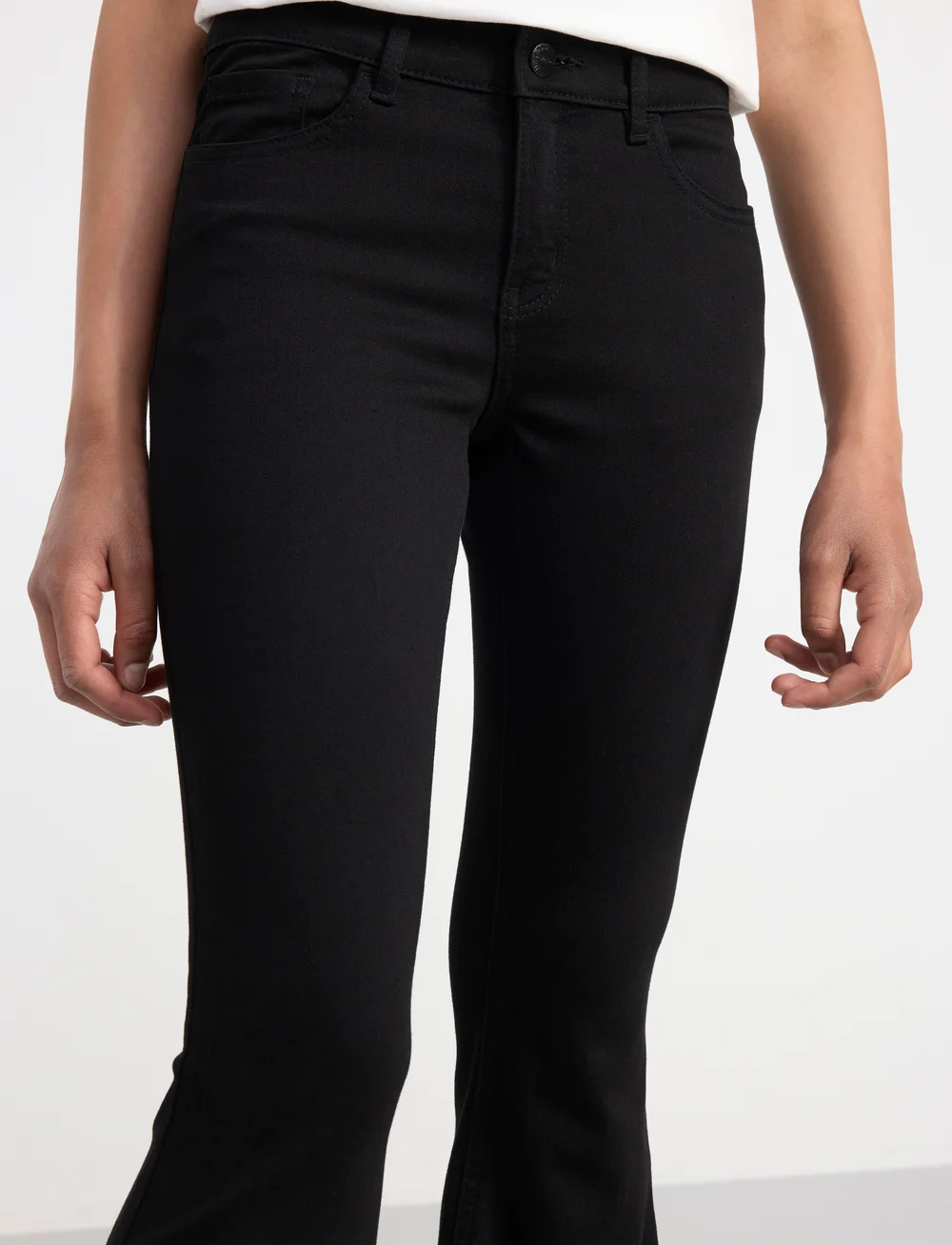 Lindex - Trousers denim Freja black fla - bootcut jeans - black - 5
