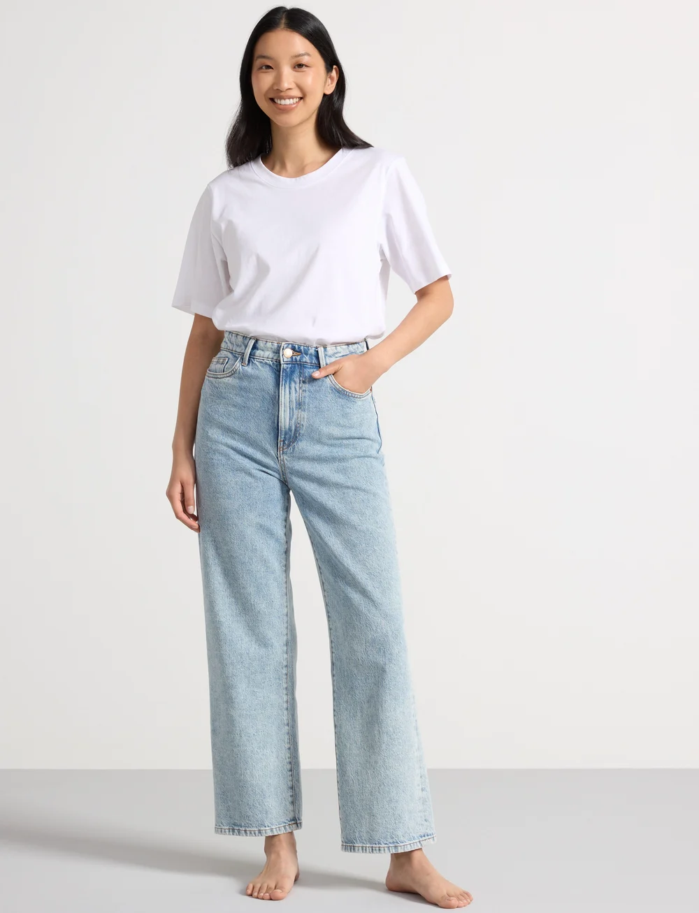 Lindex - WIDE Hanna cropped jeans med lätt stretch - raka jeans - light denim - 0