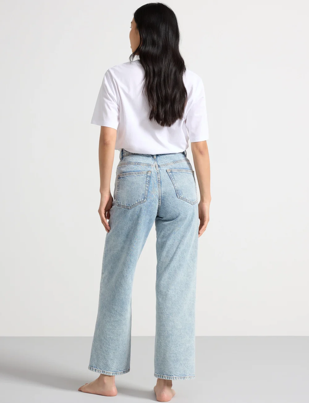 Lindex - WIDE Hanna cropped jeans med lätt stretch - raka jeans - light denim - 3