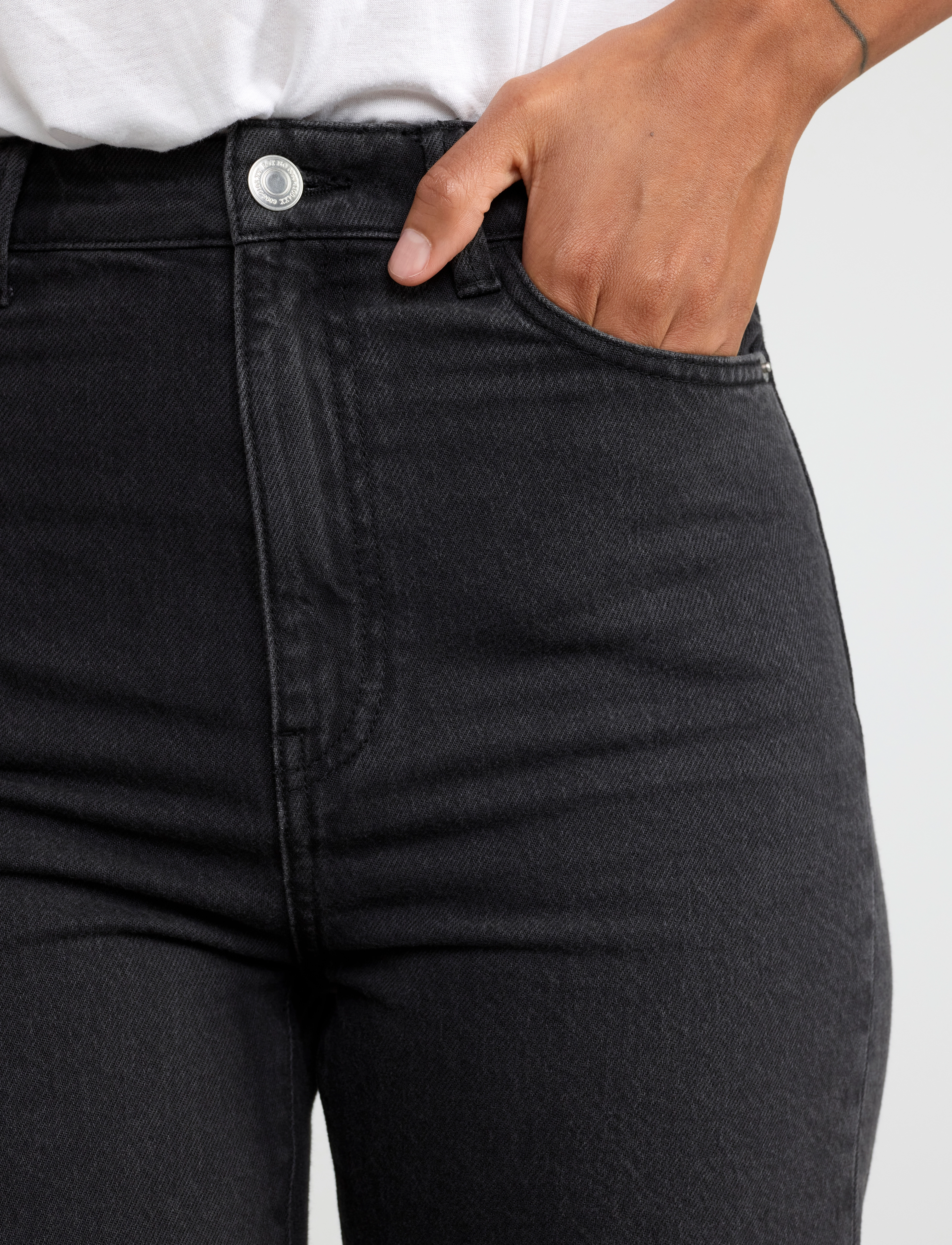 Lindex Trousers Denim Hanna high waist jeans dam – bild 5