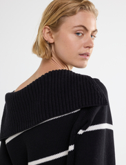 Lindex - Sweater Rana - mažiausios kainos - black - 5