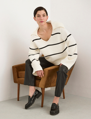 Lindex - Sweater Rana - mažiausios kainos - light white - 5