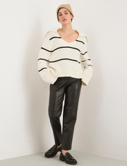 Lindex - Sweater Rana - mažiausios kainos - light white - 9