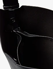 Lindex - Bag clean cross body - festkläder till outletpriser - black - 4