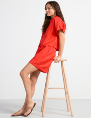 Lindex - Shirt Lillie short sleeve - kurzärmlige hemden - strong red - 3