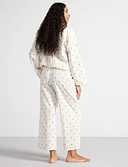 Lindex - Trousers pyjama seersucker - laveste priser - off white - 3