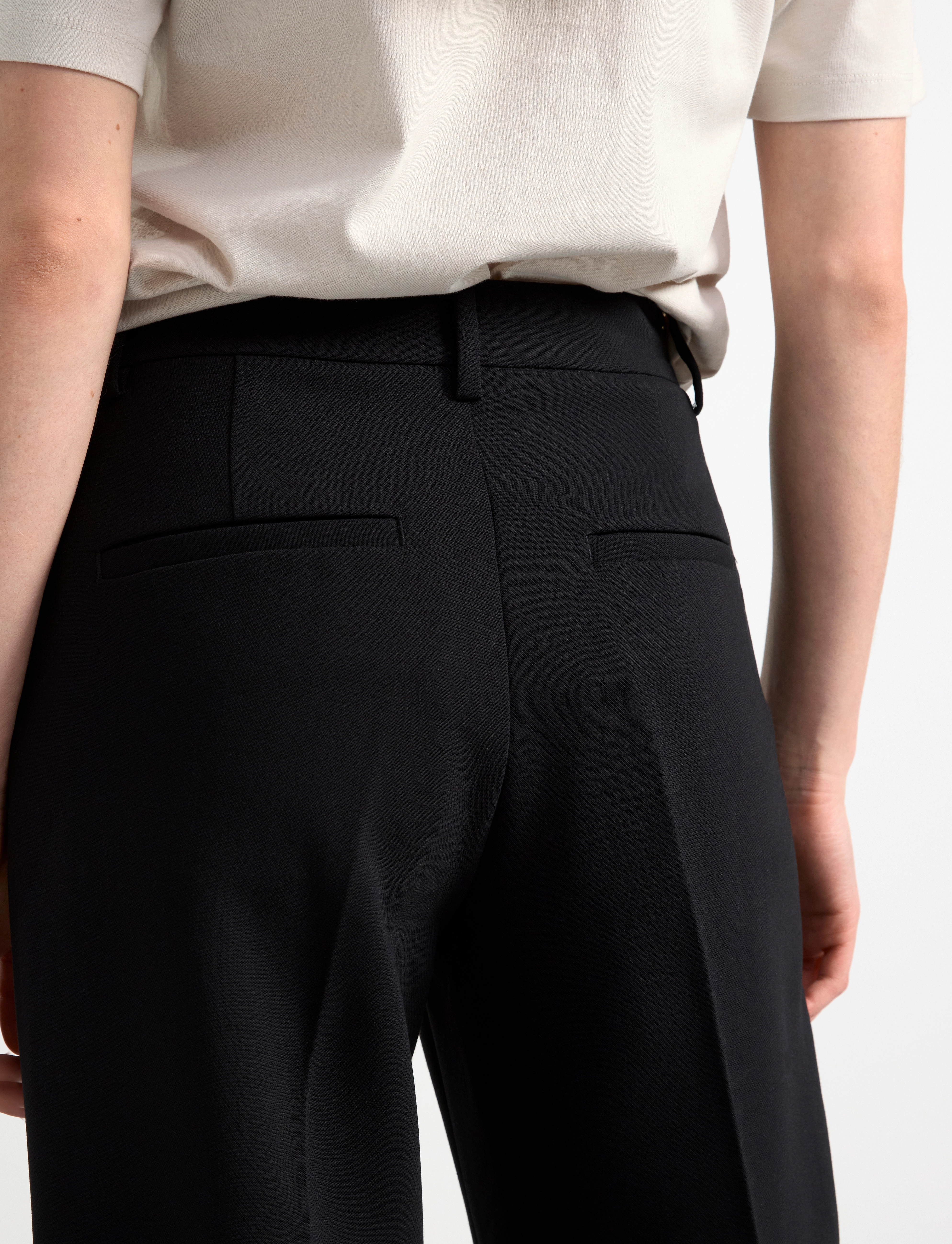 Lindex - NOOR raka byxor med normalhög midja - raka byxor - black - 5