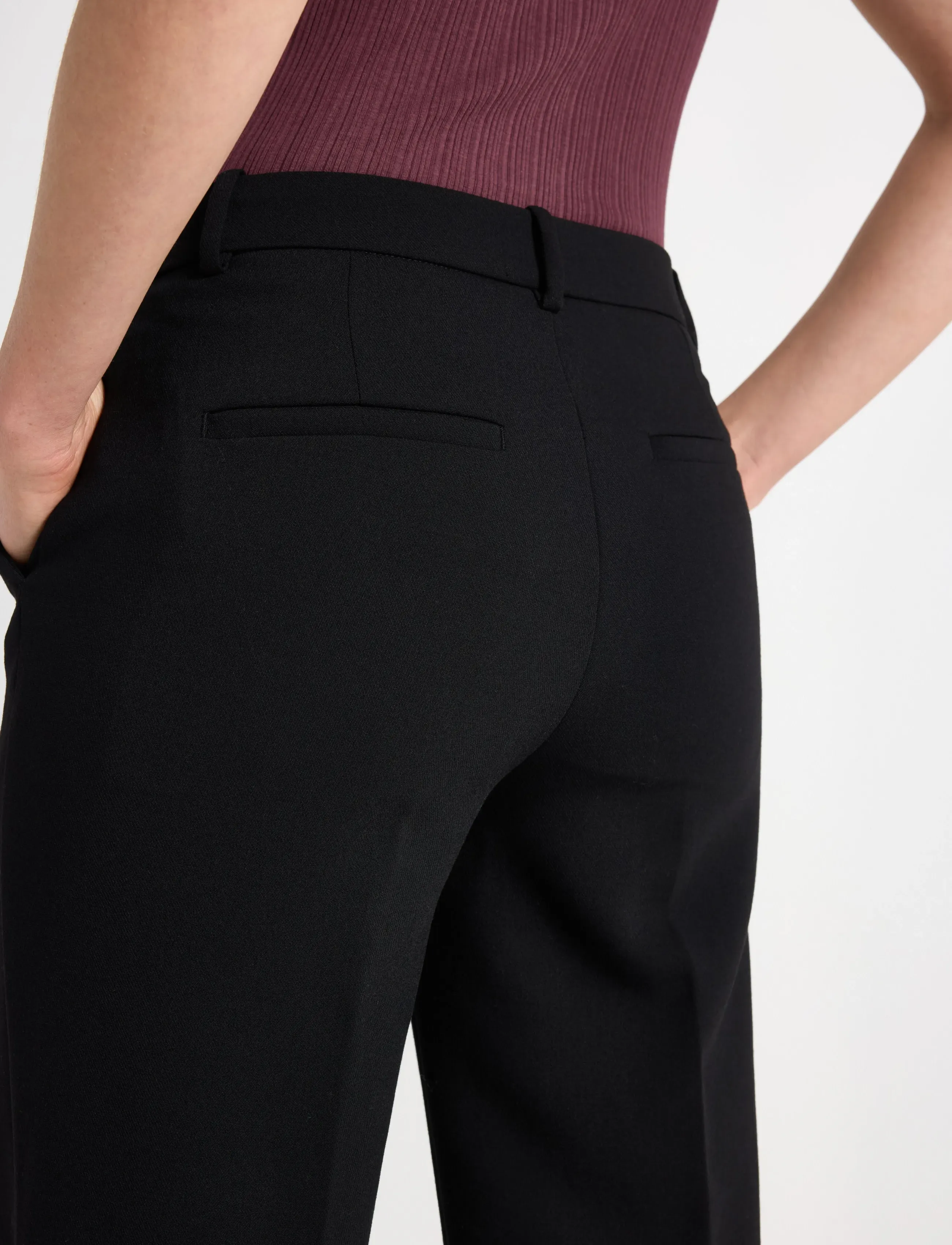 Lindex - NOOR raka byxor med normalhög midja - sirge säärega püksid - black - 4