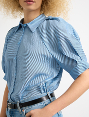 Lindex - Blouse Isabel - marškiniai trumpomis rankovėmis - light blue - 5