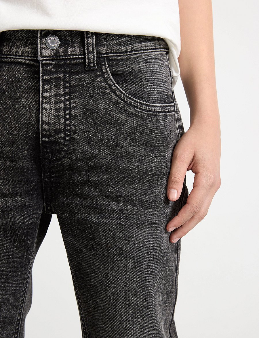 Lindex - STAFFAN Straight regular waist super stretch jersey jeans - regular džinsi - black - 4