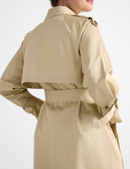Lindex - Trenchcoat Luna - spring jackets - beige - 7