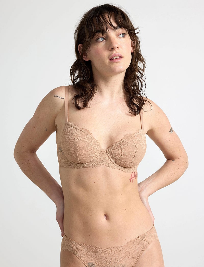Lindex - Bra tshirt spacer Nova - pilna bļodiņa krūšturi - beige - 0