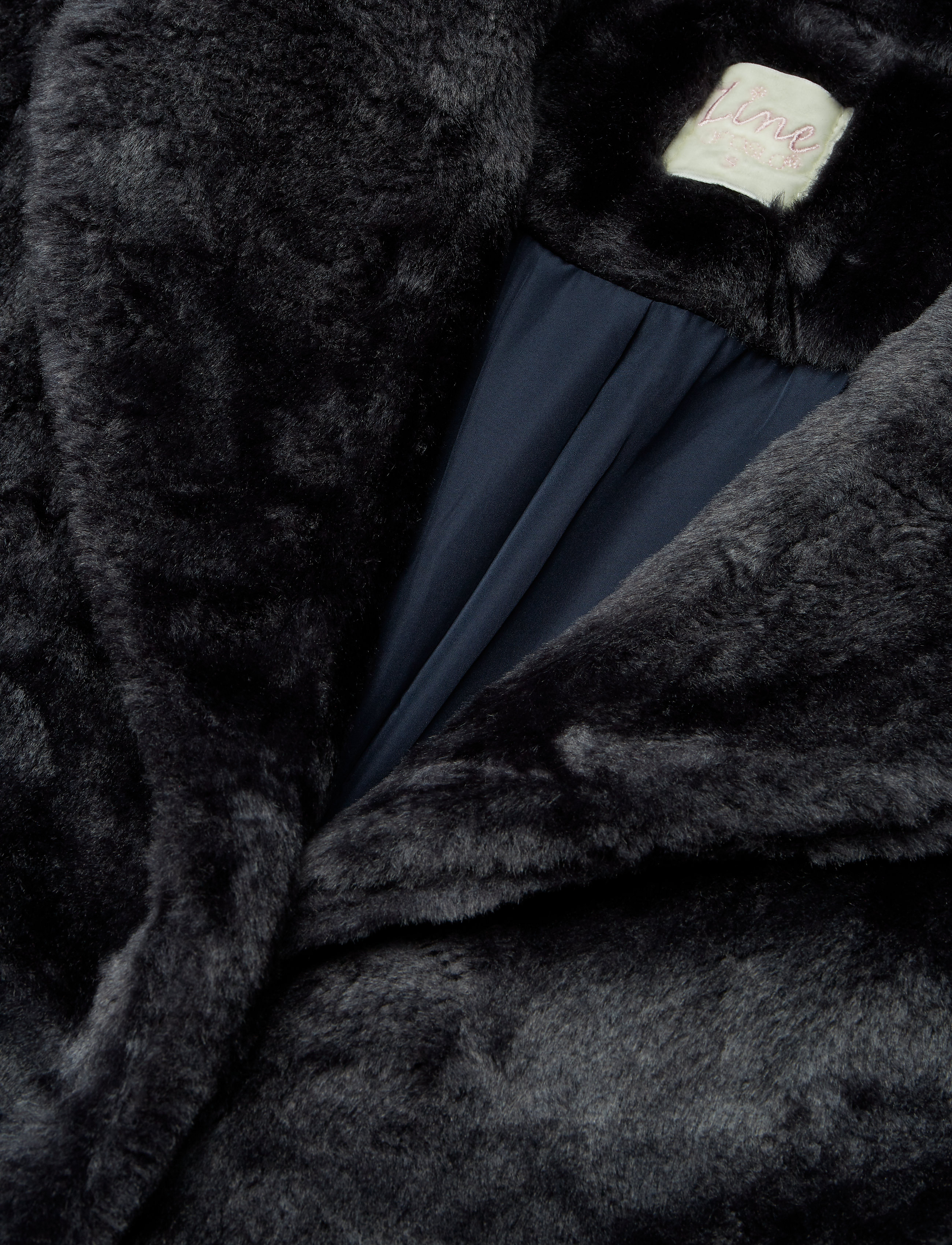 Line of Oslo - Barbara faux fur - blue - 2