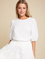 Line of Oslo - Isabel solid - short-sleeved blouses - white - 1