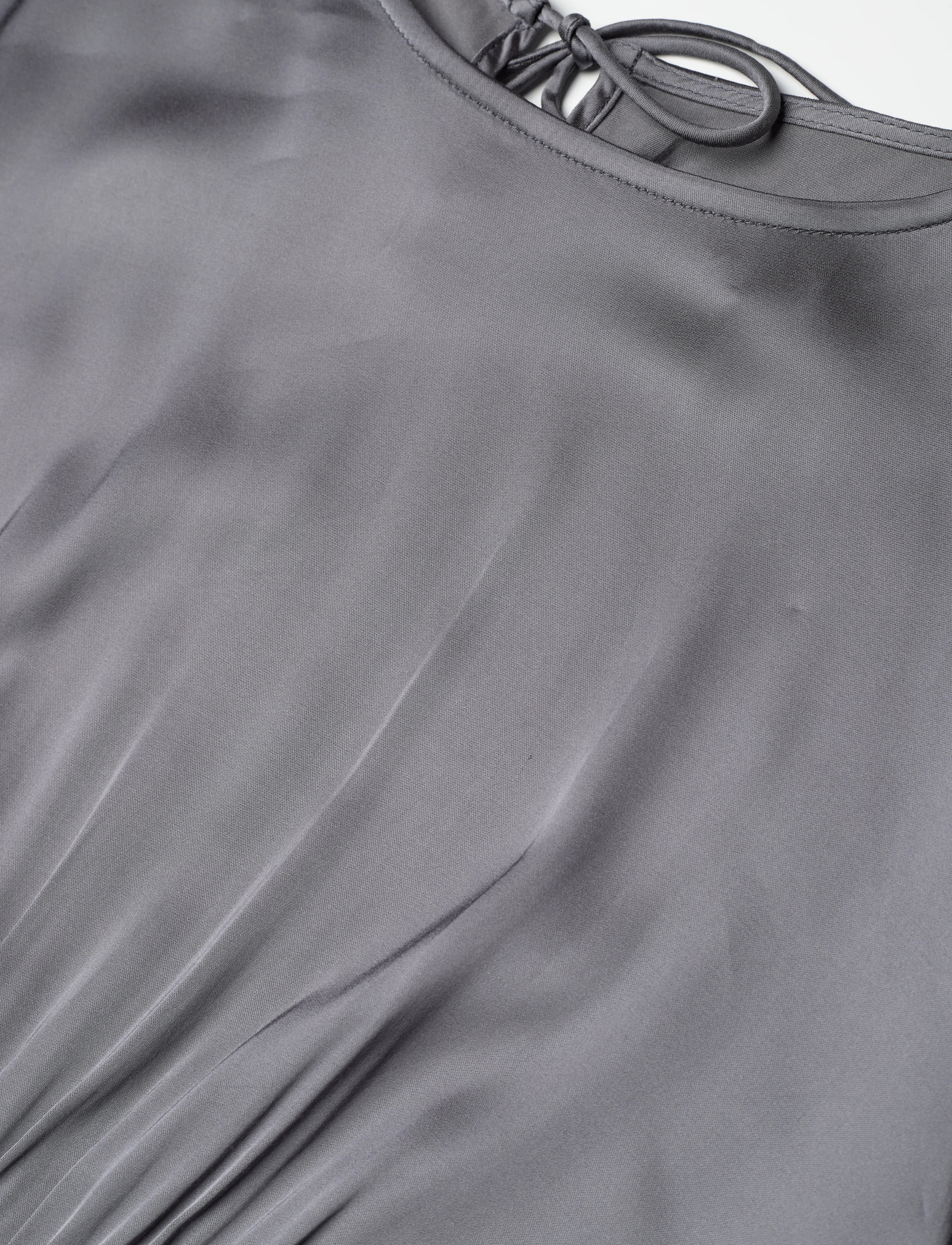 Line of Oslo - Miller viscose satin - maxi kjoler - grey - 2