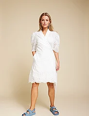 Line of Oslo - Scarlett short lace - summer dresses - white - 2