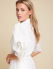 Line of Oslo - Scarlett short lace - summer dresses - white - 3