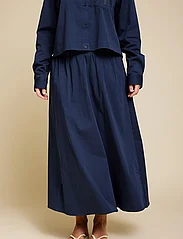 Line of Oslo - Skirt solid - midi kjolar - blue - 3