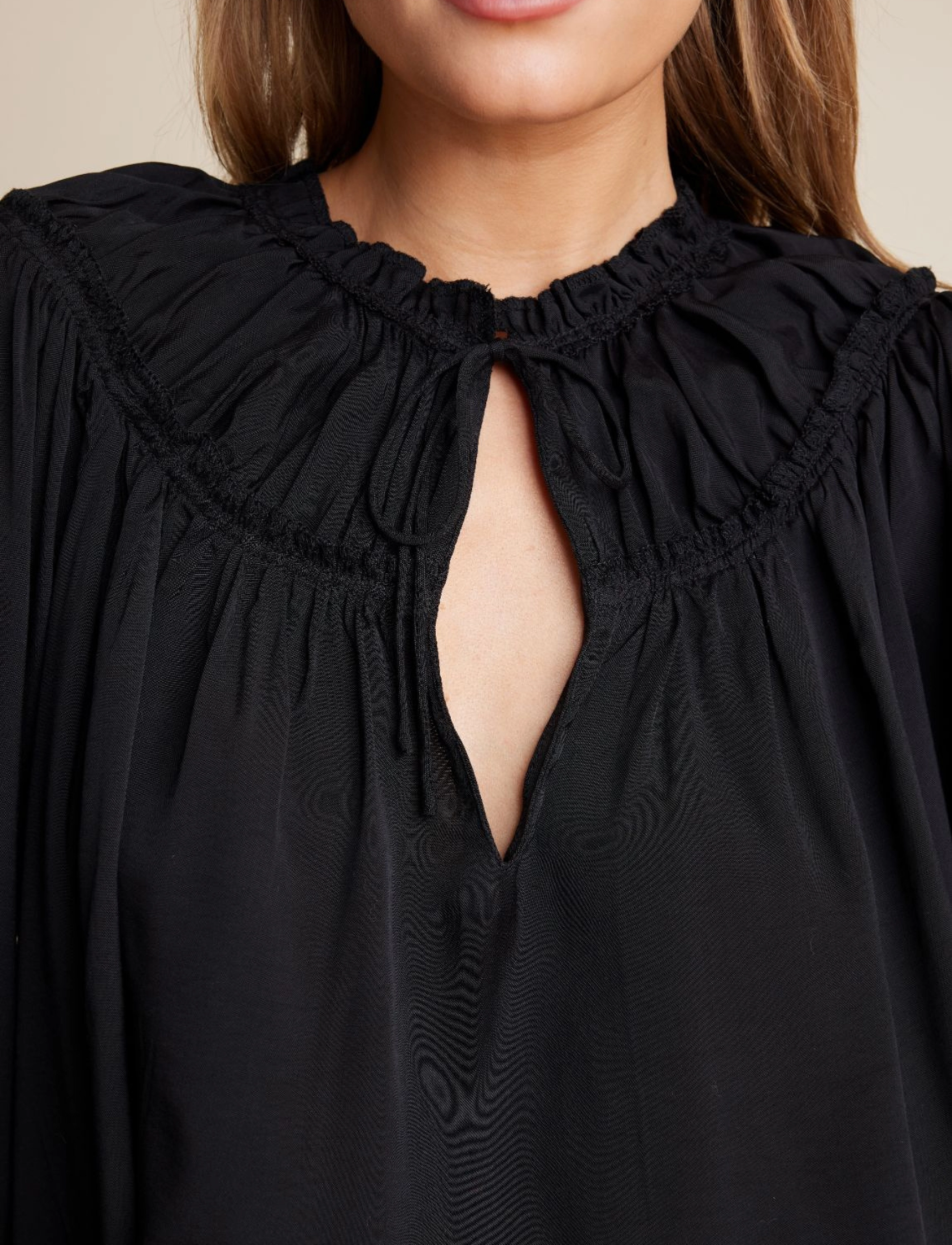 Line of Oslo - Mother Satin - langærmede bluser - black - 2