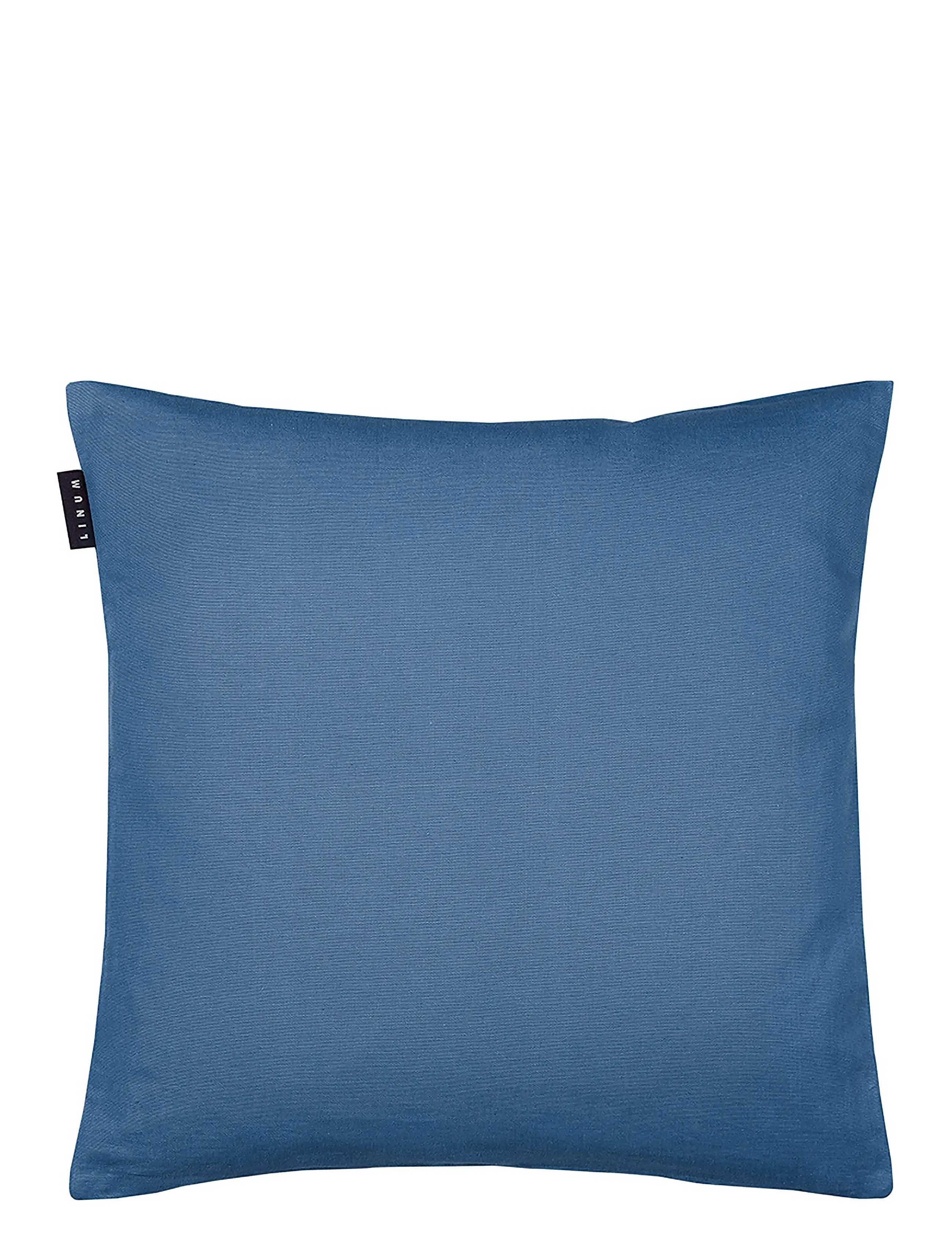 DEEP SEA BLUE
