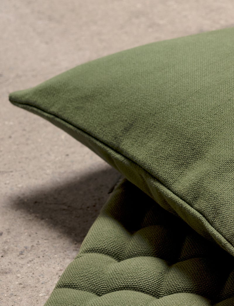 LINUM - PEPPER CUSHION COVER - køb efter pris - dark olive green - 1