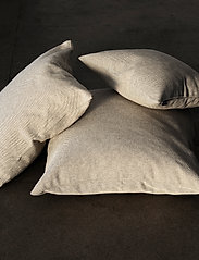 LINUM - PEPPER CUSHION COVER - laagste prijzen - bronze brown - 3