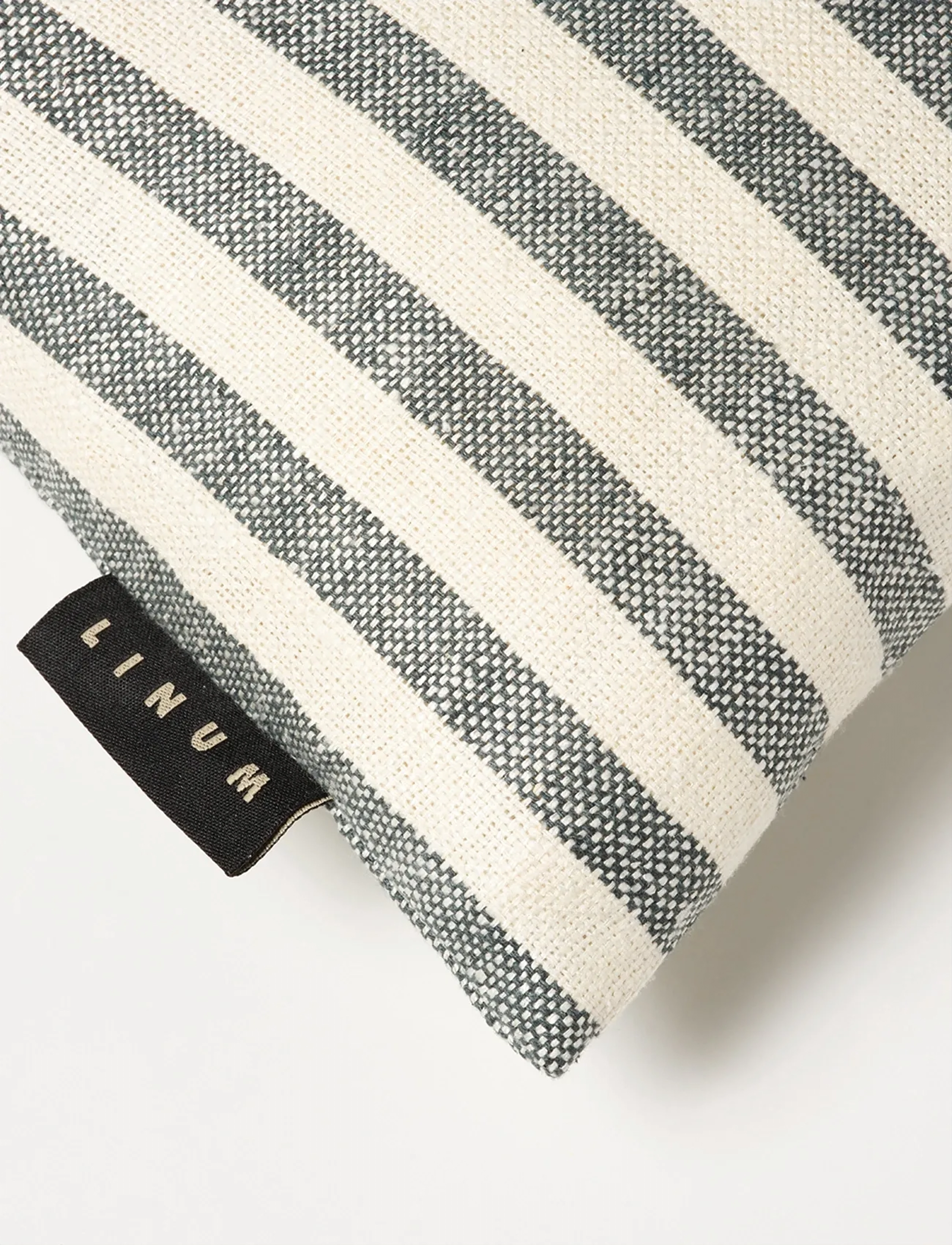 LINUM - PIRLO CUSHION COVER 50X50 CM - pudebetræk - dark charcoal grey - 2