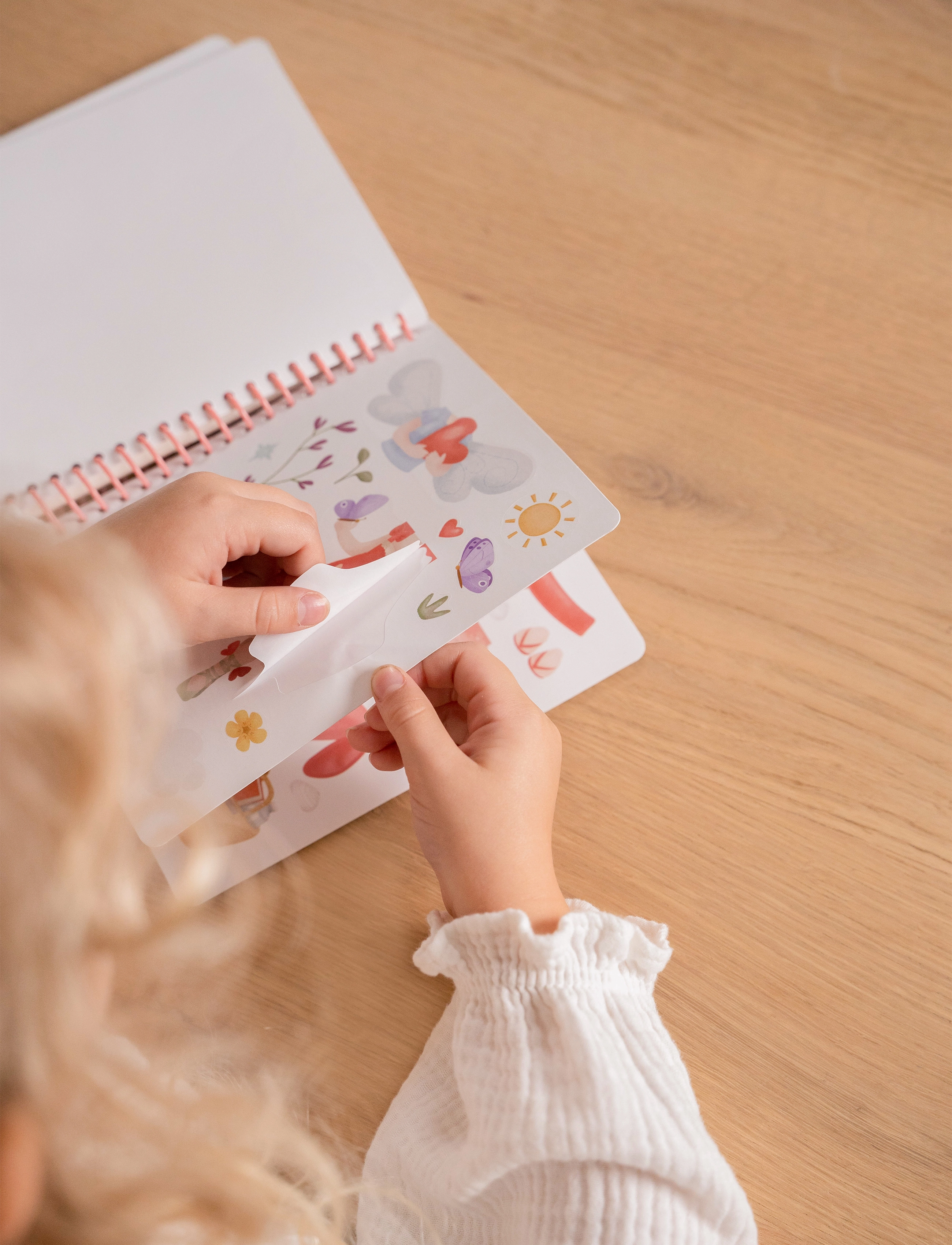 Little Dutch - Udklædningsbog Rosa & Friends, Børn, Coloring & Craft Books, Pink, Str: ONE SIZE 16 cm