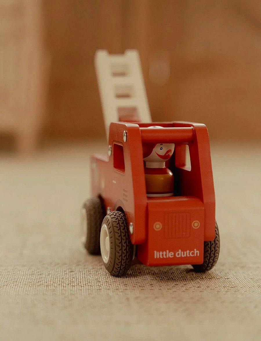 Little Dutch - Little Dutch - Firetruck w/1 pegdoll FSC - brandbilar - red - 5