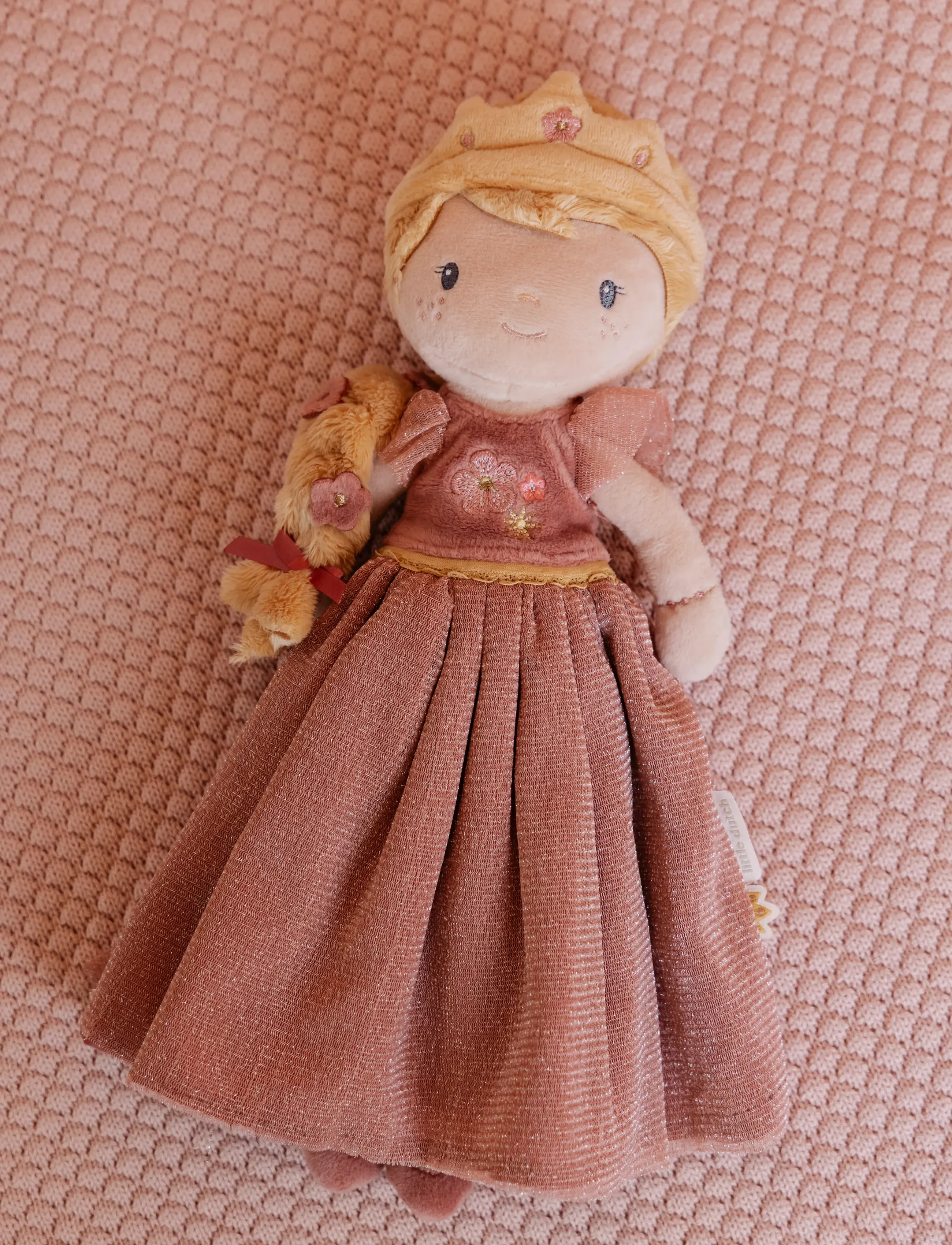 Little Dutch - Cuddle Doll Princess Julia 35cm - dukker - pink, yellow - 5