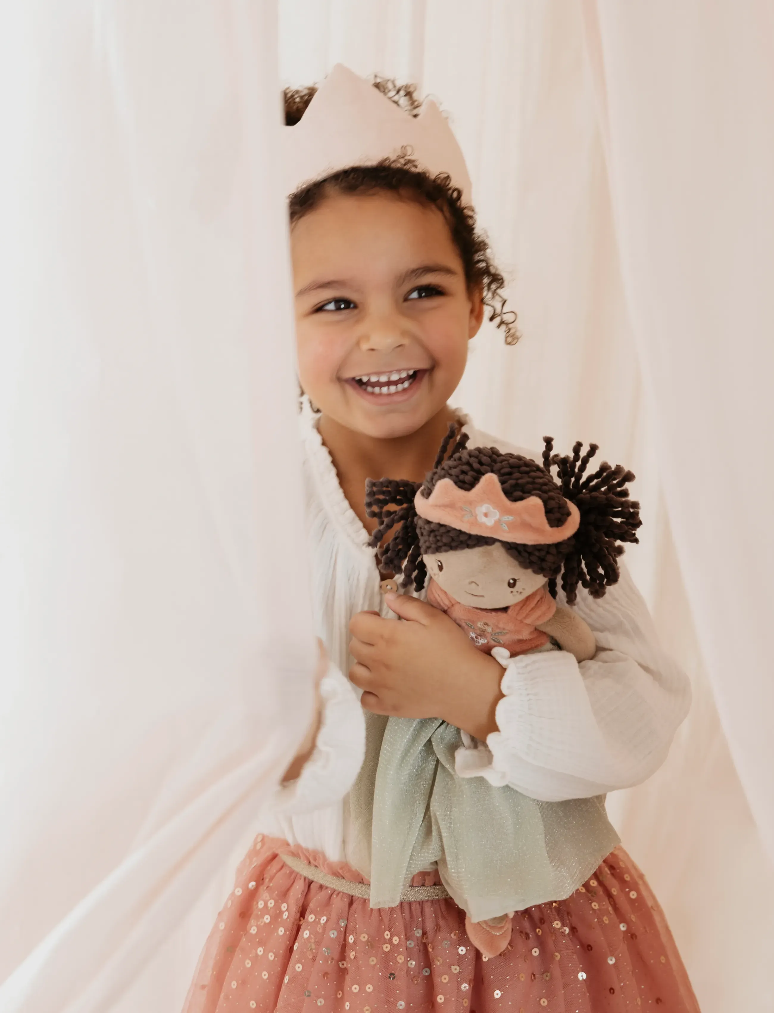Little Dutch - Cuddle Doll Princess Evi  35cm - nusseklude - green, pink, brown - 3