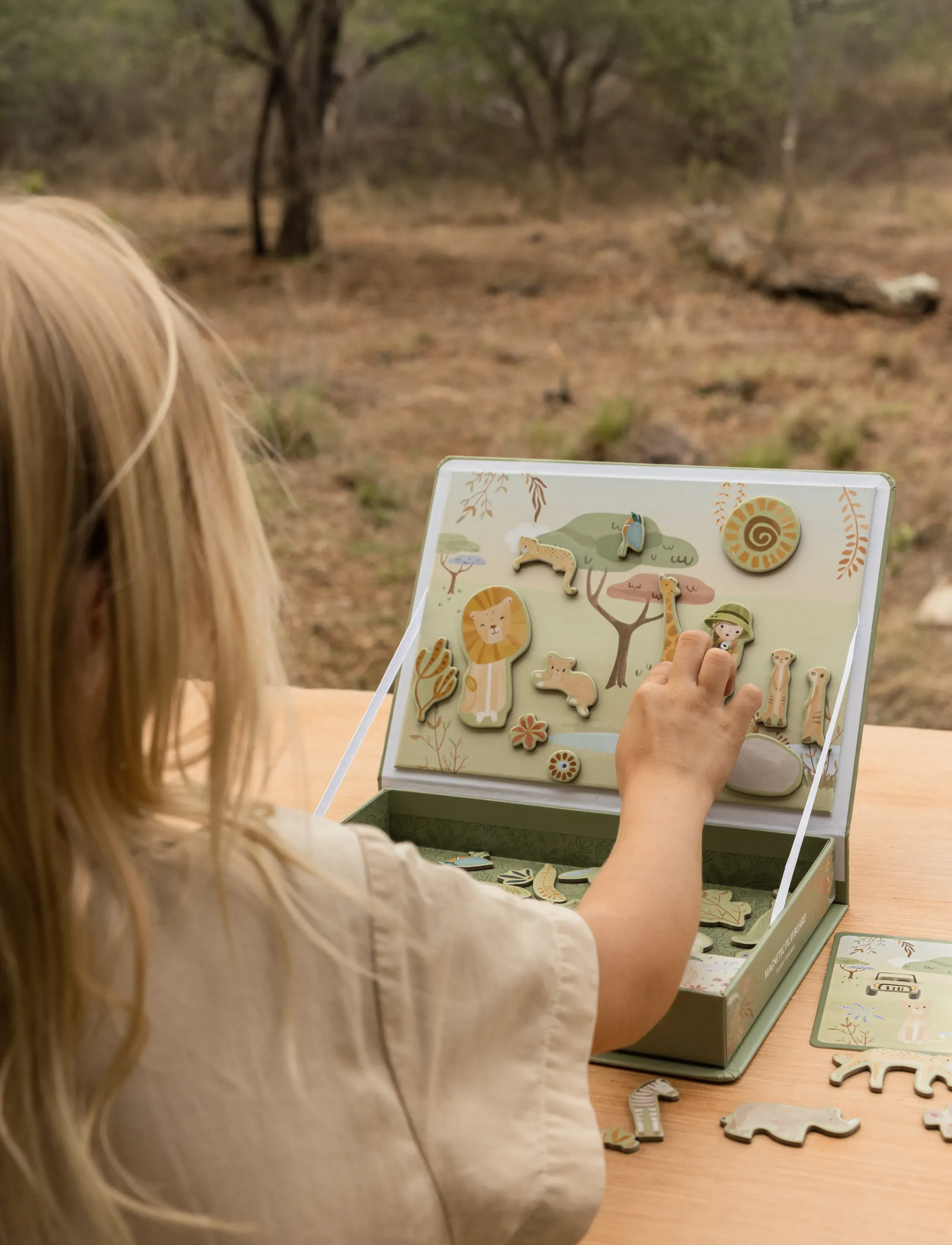Little Dutch - Little Dutch - Magnetic play board - Safari Friends - brætspil - green - 3