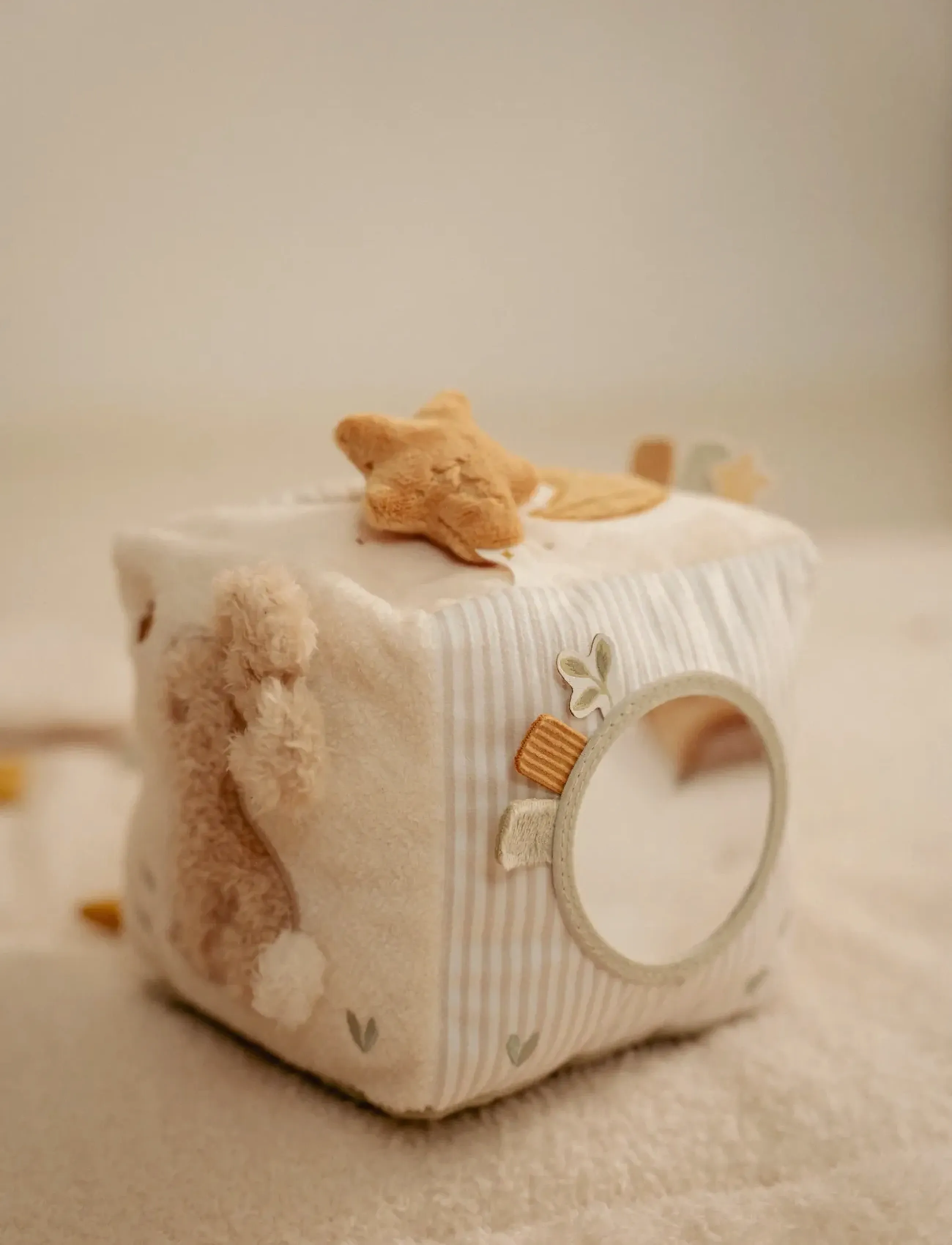 Little Dutch - Little Dutch - Soft activity cube GRS Newborn - interaktiva leksaker - white - 3