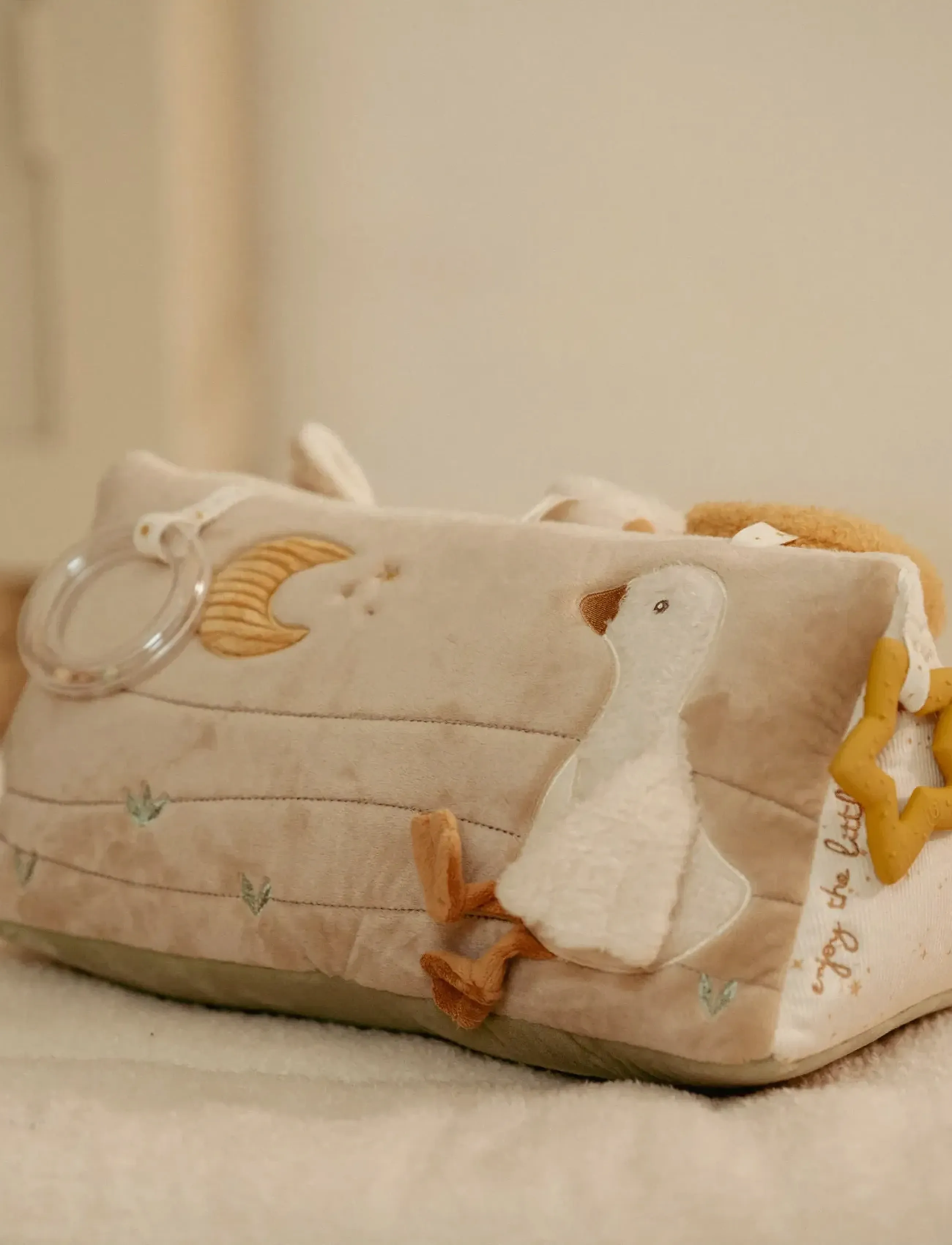 Little Dutch - Baby Triangle Grs Newborn, Børn, Interactive Legetøj, Creme, Str: ONE SIZE