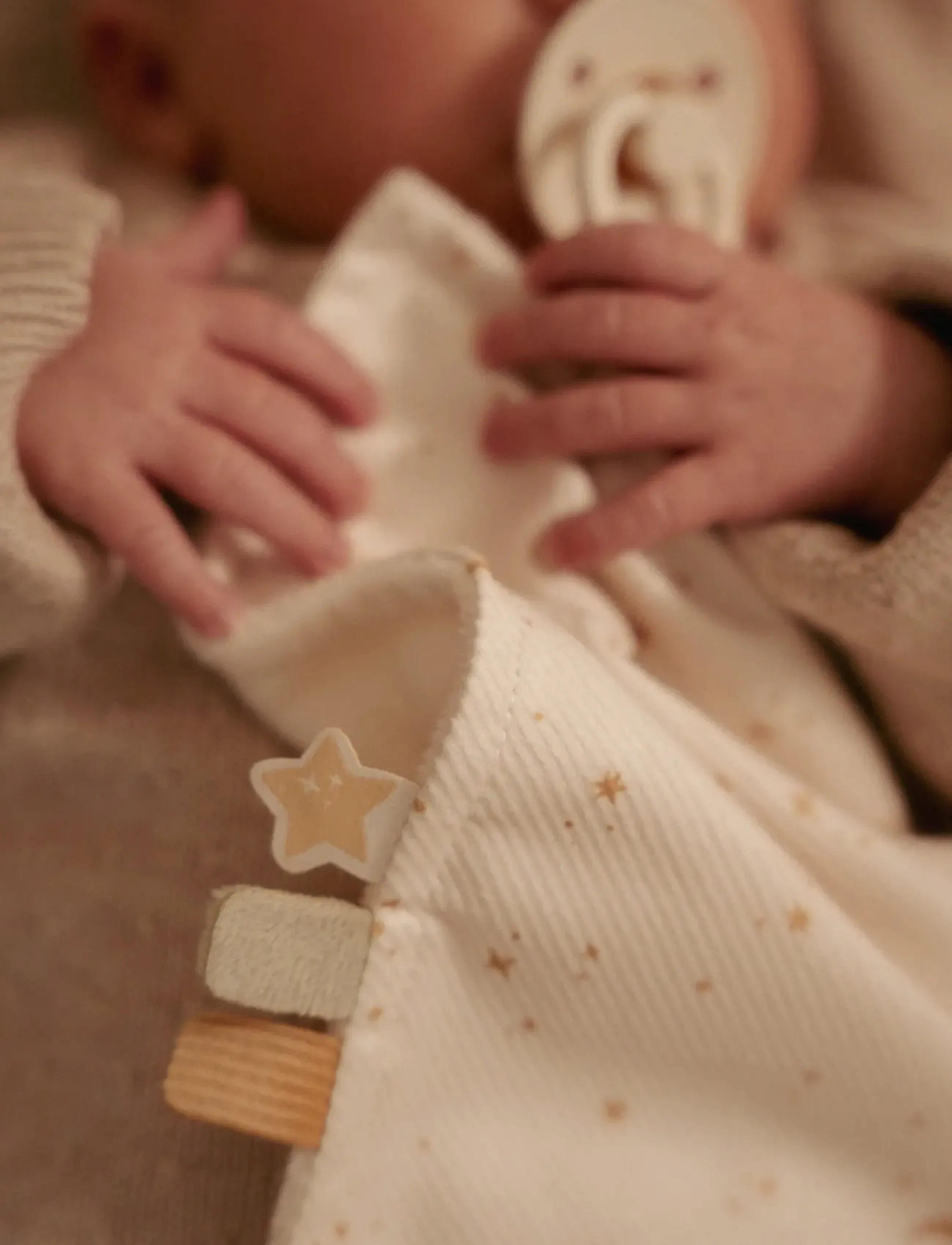 Little Dutch - Little Dutch - Cuddle cloth with teether - nusseklude - white - 3