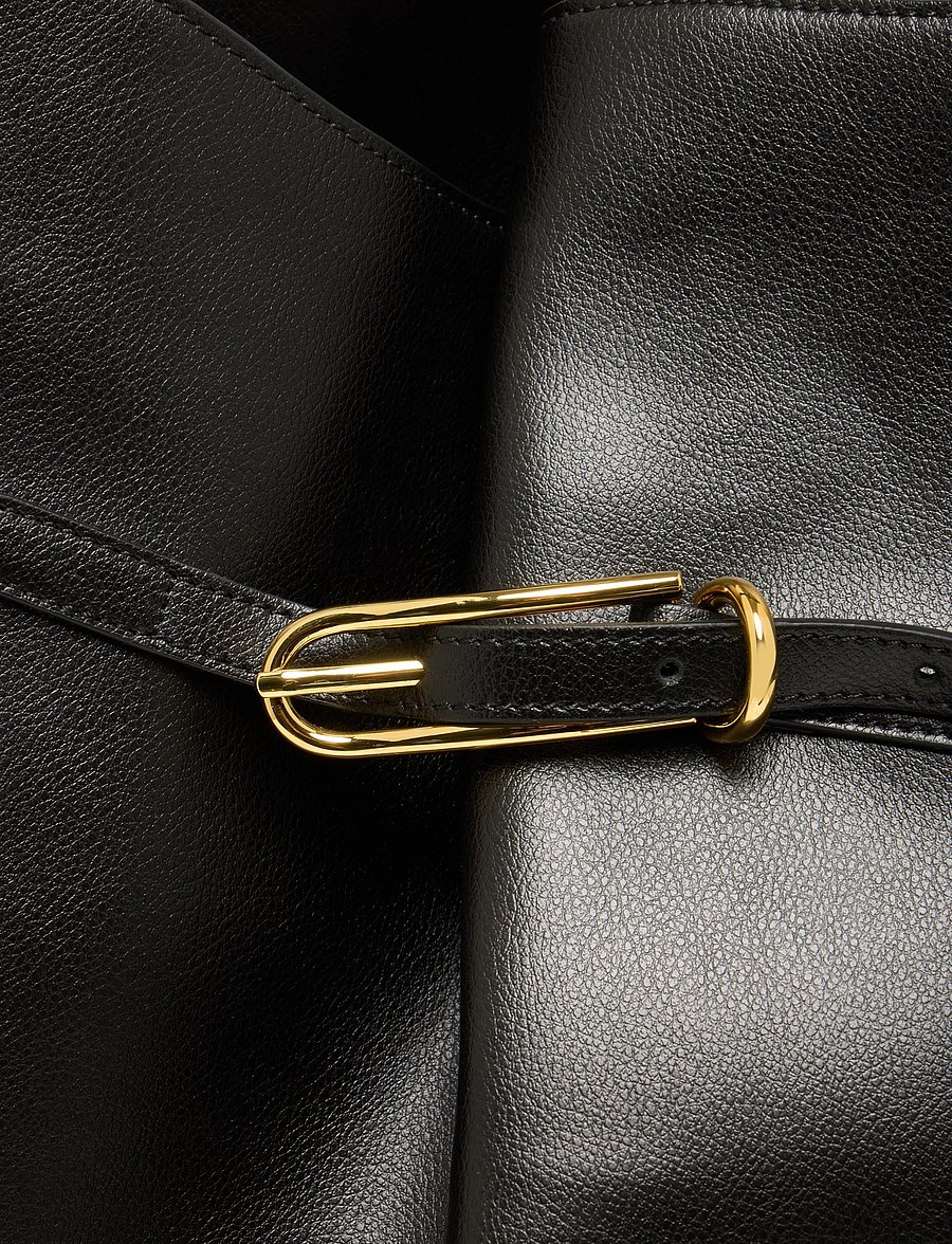 Liffner - BELTED BUCKET BAG LARGE - mode trends - black - 2