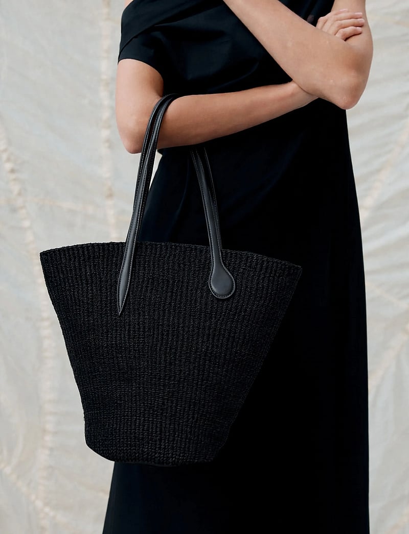 Liffner - STRAW BASKET - tote bags - black - 0