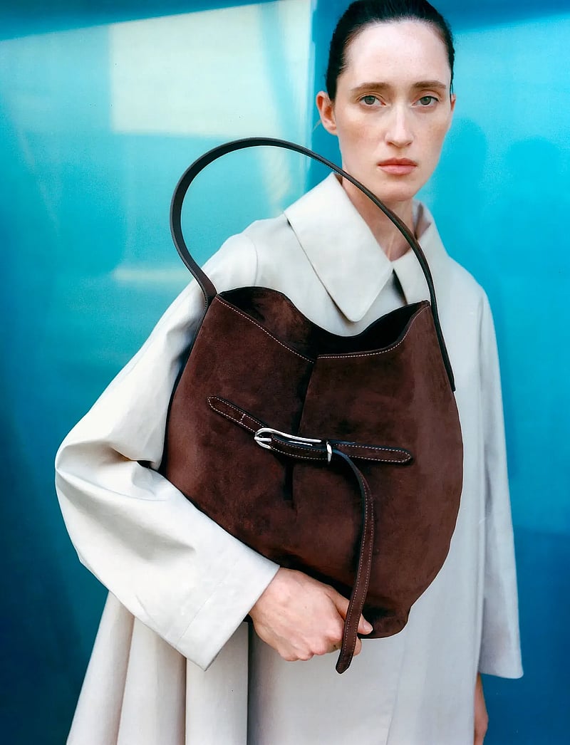 Liffner - BELTED BUCKET BAG LARGE - henkeltaschen - dark brown - 0