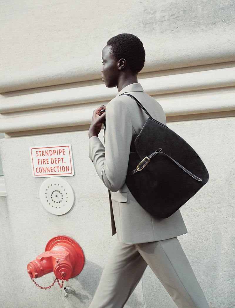 Liffner - BELTED BUCKET BAG LARGE - mados tendencijos - black - 0