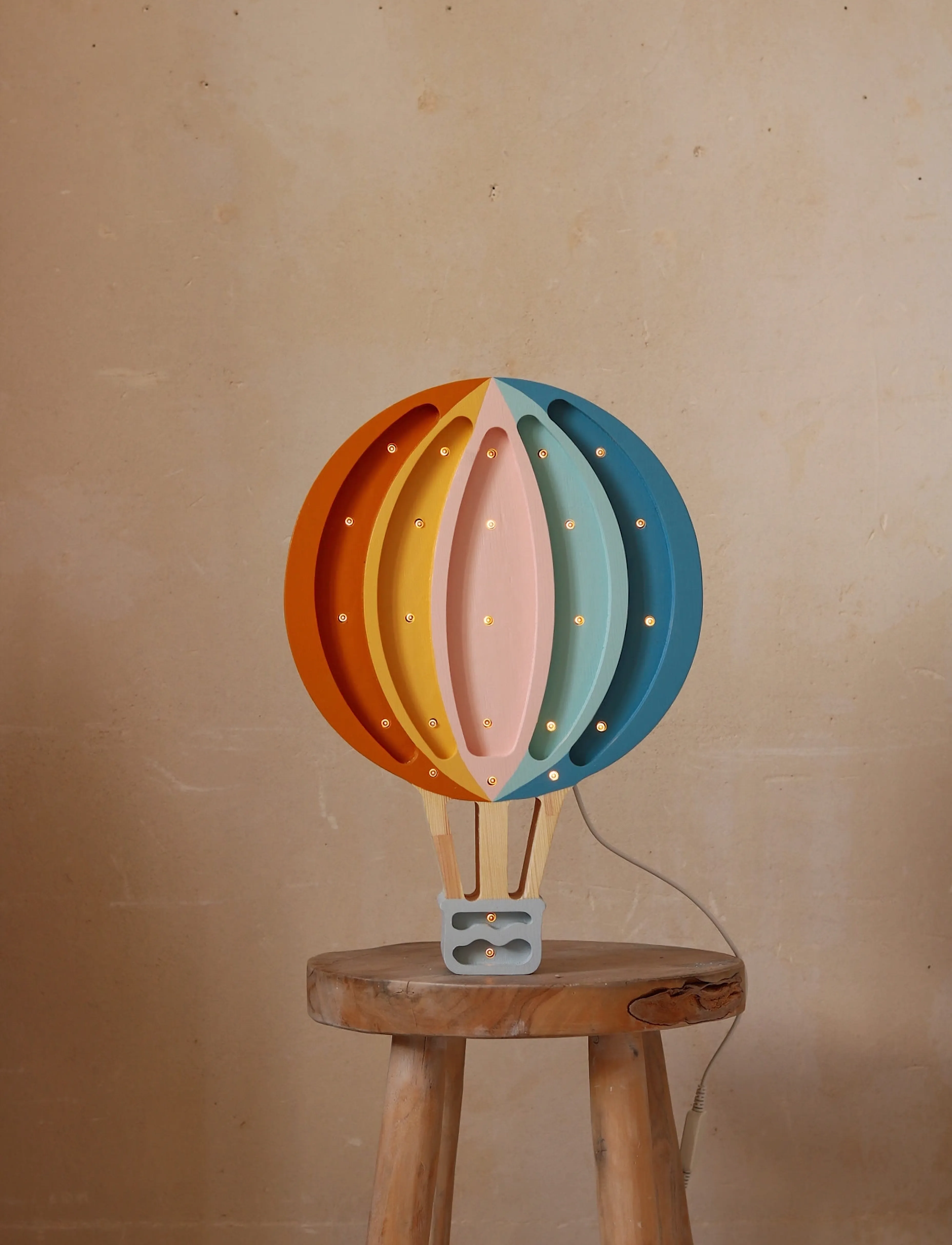 Little Lights - Little Lights Hot Air Baloon Lamp | Retro Rainbow - belysning - retro rainbow - 4