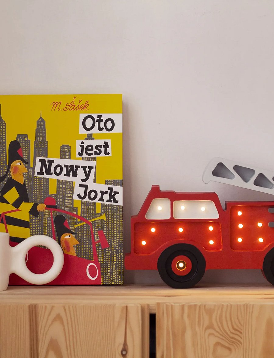 Little Lights - Little Lights Fire Truck Lamp | Red - bordslampor - red - 3